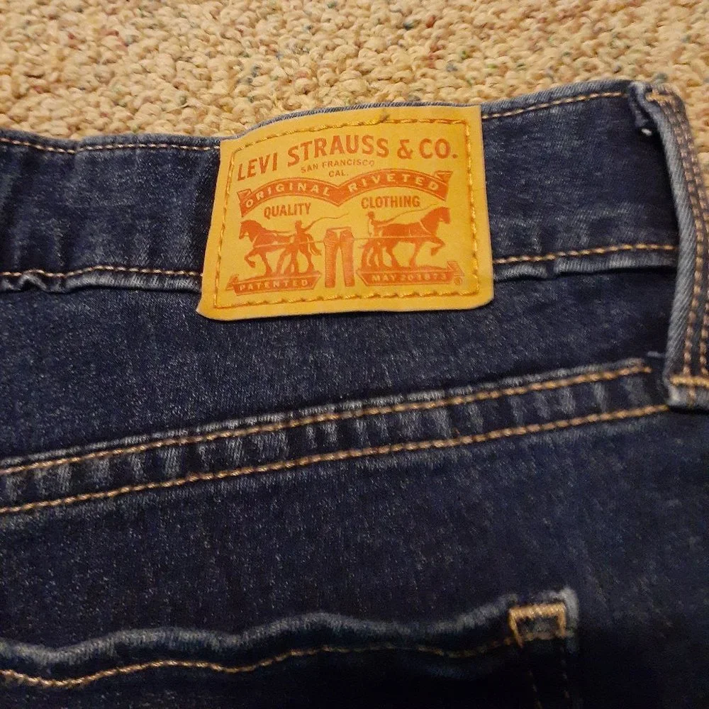 Levi Blue Bermuda shorts size 24W